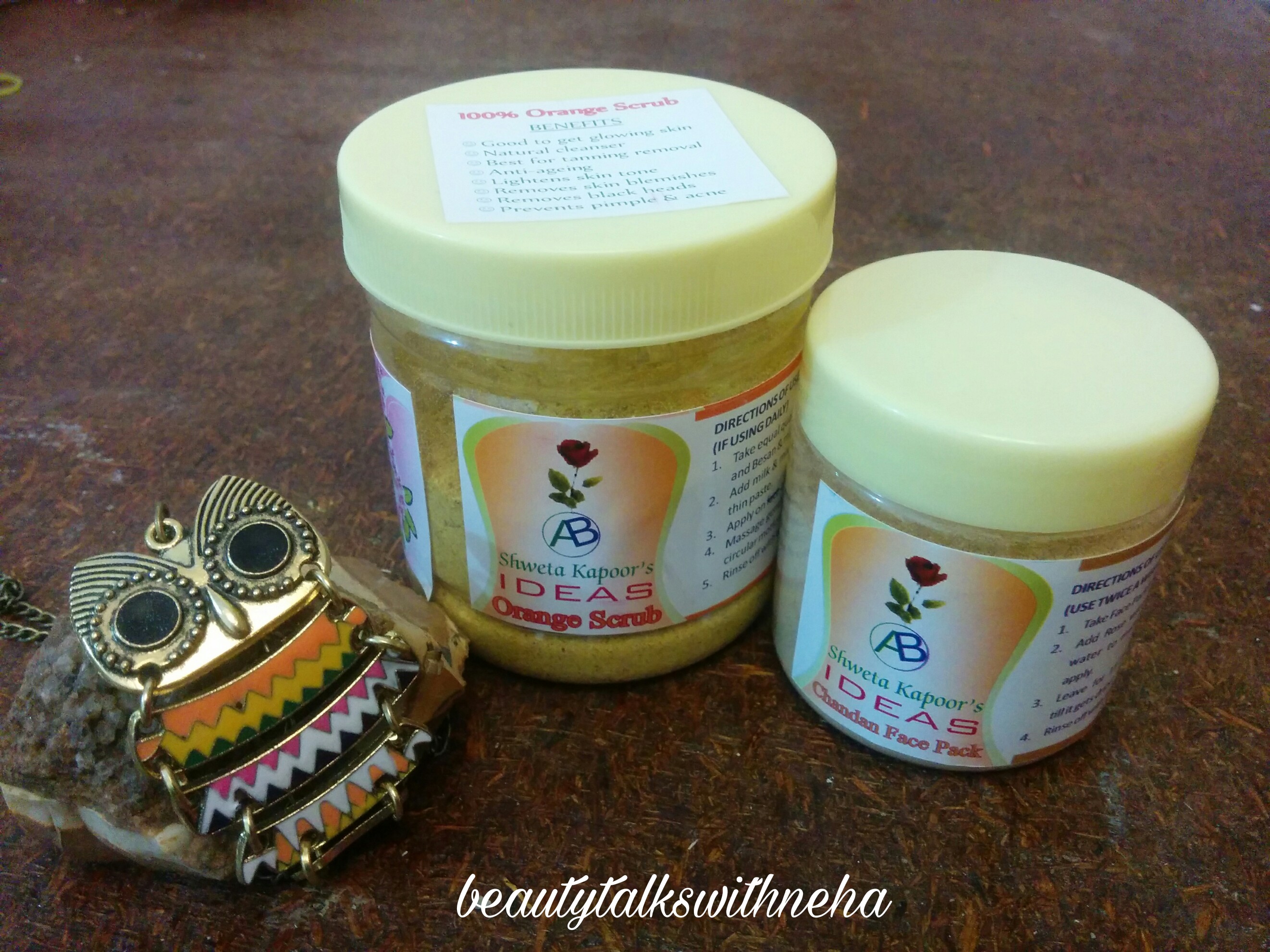 Review:Orange peel powder scrub and Sandalwood face pack from Shwetakapoor_Ideas_Instagram.